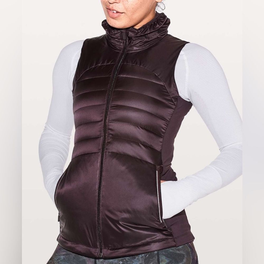 Lululemon Down For A Run Vest II Black Cherry